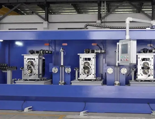 Ce materiale sunt prelucrate în principal de Two High Rolling Machine